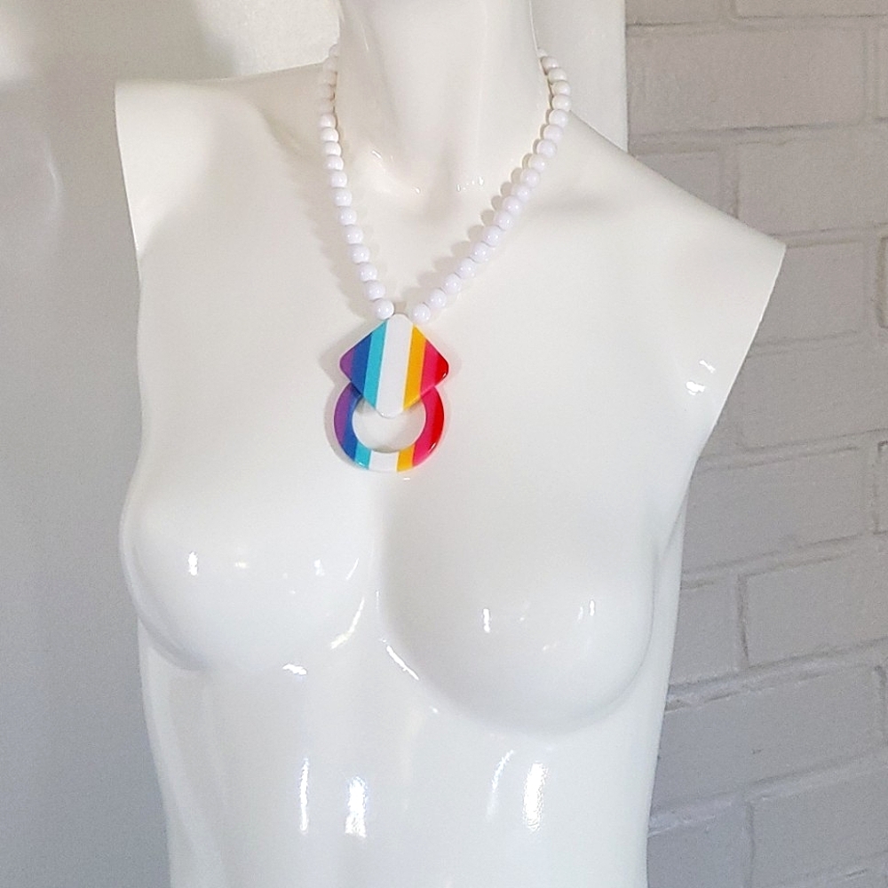 Vintage Retro Beaded Rainbow Affixed Pendant Necklace